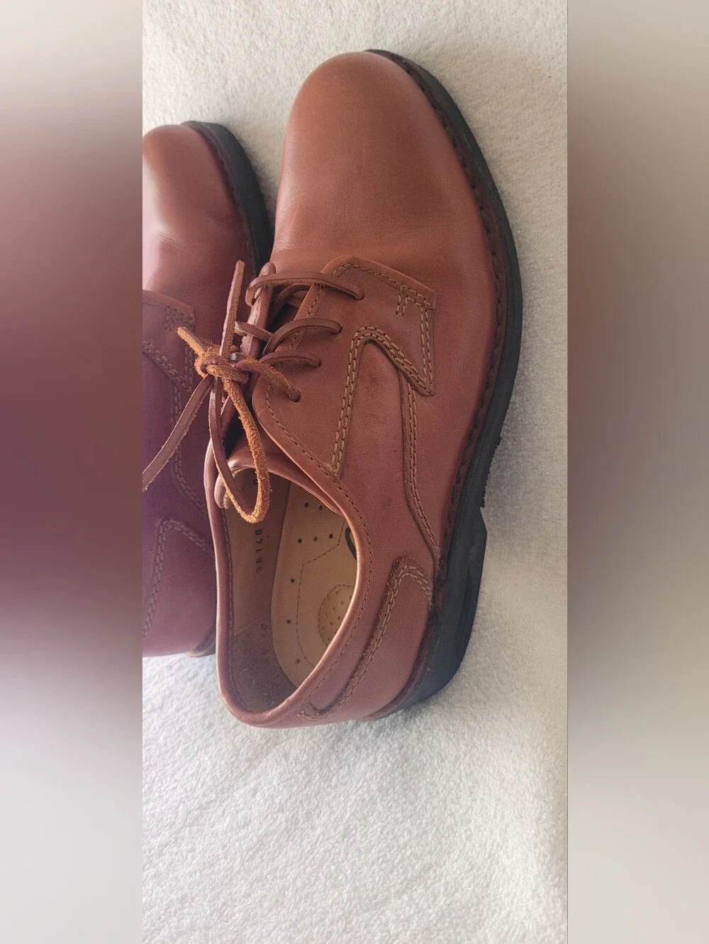 Clarks Men’s Brown Leather Active Air Vent Business/Dress Shoes  Size 8.5  med